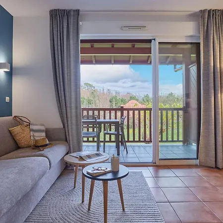 Aparthotel Odalys Domaine Iratzia 4*