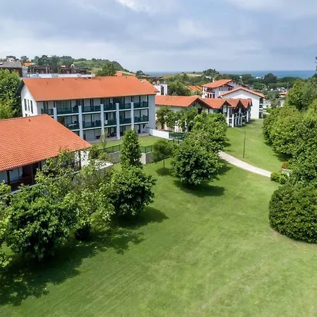 Odalys Domaine Iratzia Aparthotel Saint-Jean-de-Luz