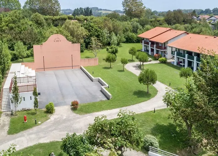 Aparthotel Odalys Erromardie 4*